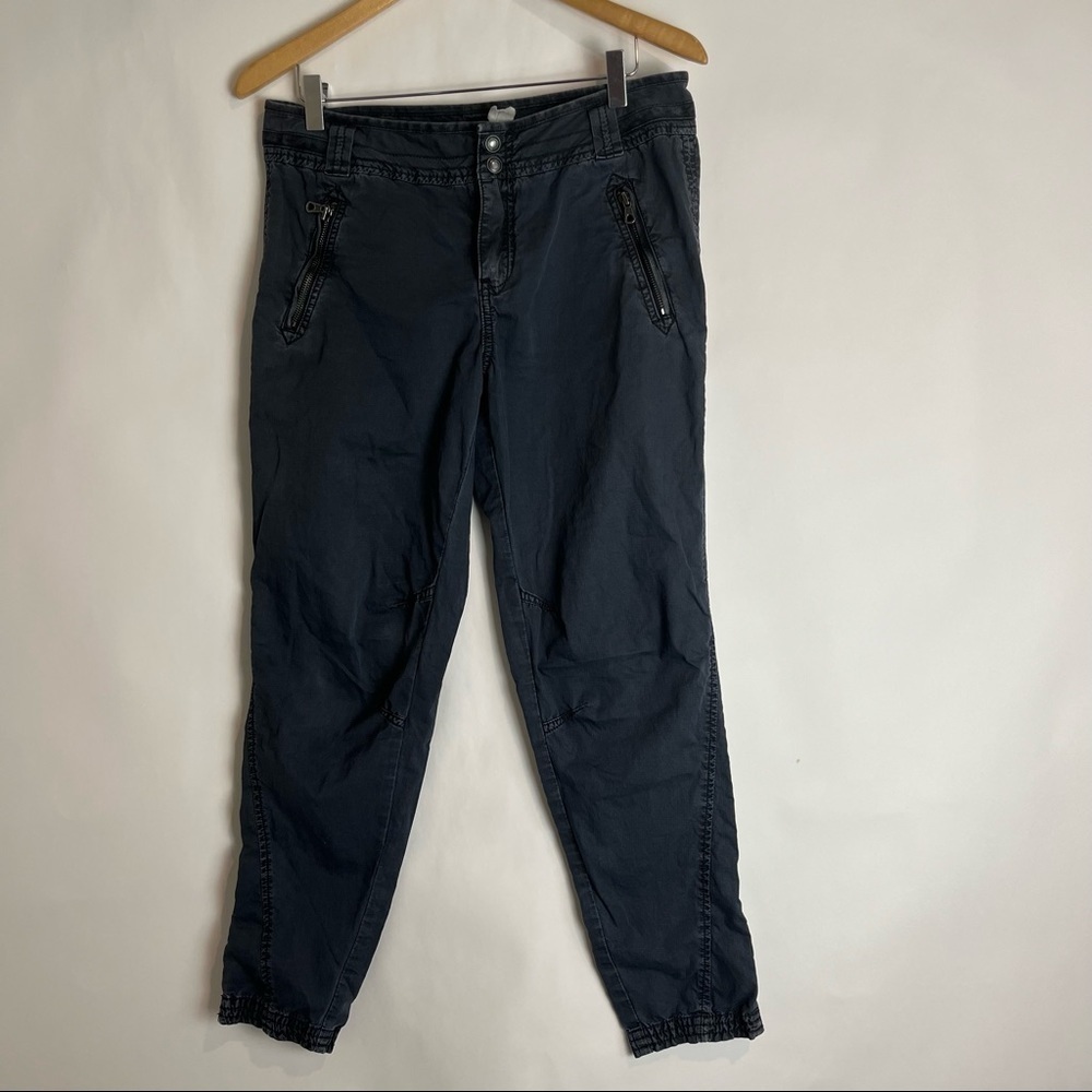 Free People dark grey/black capris